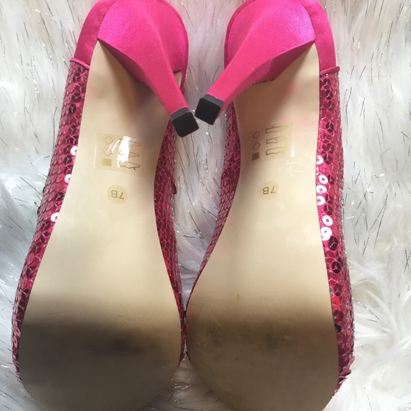 Bebe Nicole Barbie Pink Heels Size 7 - Picture 7 of 8
